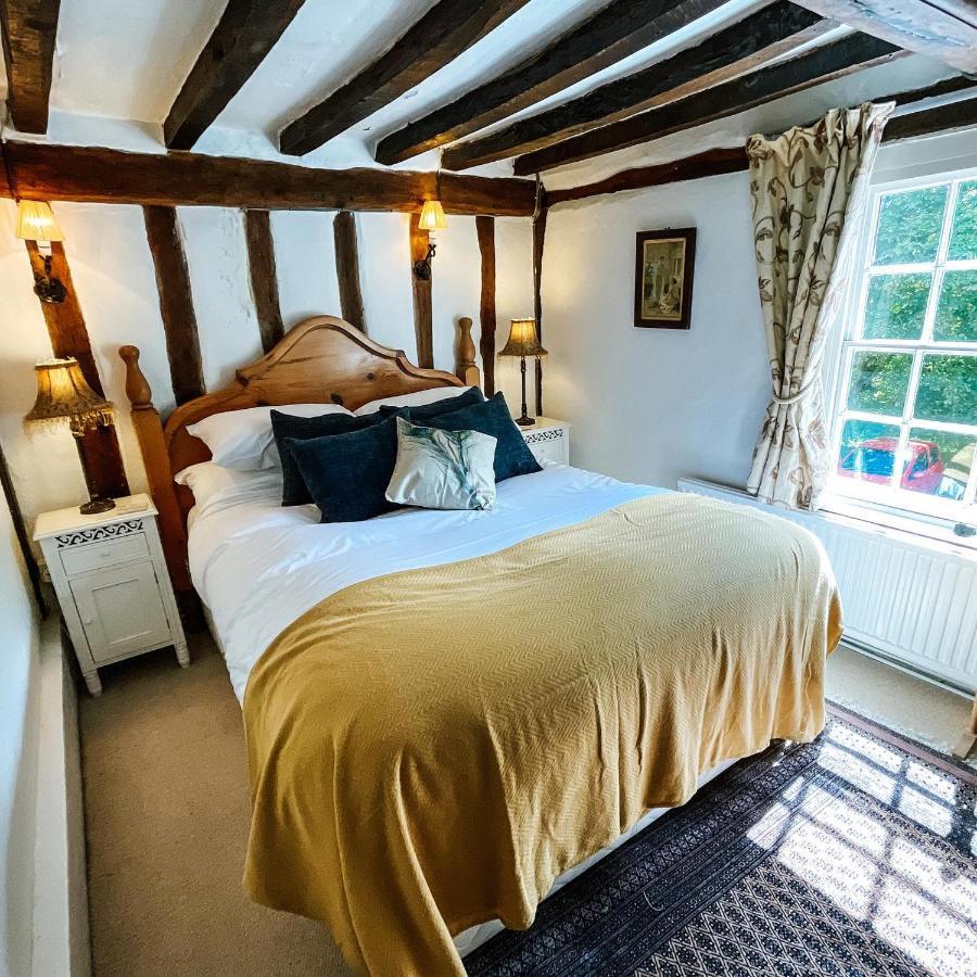 The Peacock Inn Chelsworth Экстерьер фото